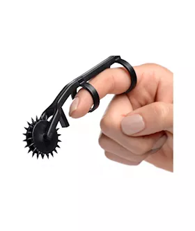 Thorn Double Finger Pinwheel