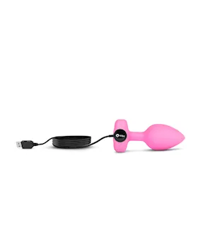 B-vibe Remote Control Vibrating Jewelled Heart Plug S/m