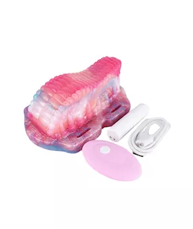 Wild Outstretched Tongue Vibrating Fantasy Grinder