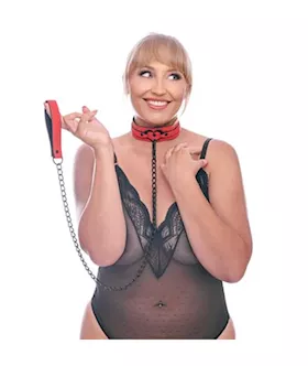 Amor Collar And Leash