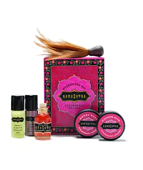 The Strawberry Weekender Kit