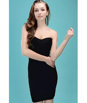 Elegant Formfitting Bandage Dress In Black