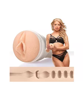Fleshlight Girls: Anikka Albrite Lotus