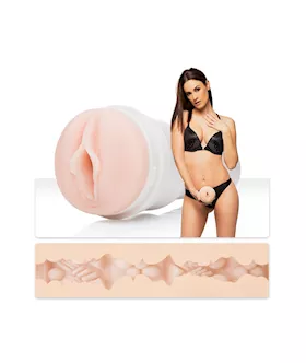 Fleshlight Girls Claire Castel Vagina