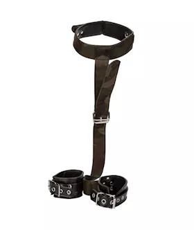 Colt Camo Collar And Cuffs