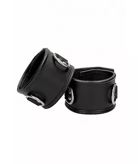 Restraint Ankle Cuff With Padlock Black