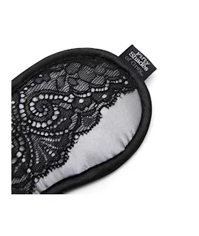 Fifty Shades Of Grey Play Nice Satin And Lace Blindfold