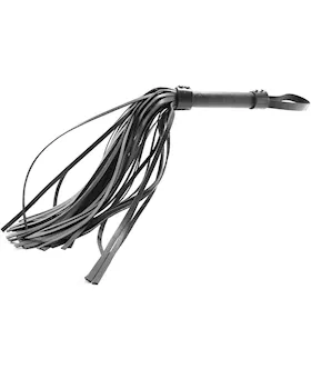 Rouge Short Leather Flogger