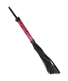 Punish Me Pyramid Pattern Flogger