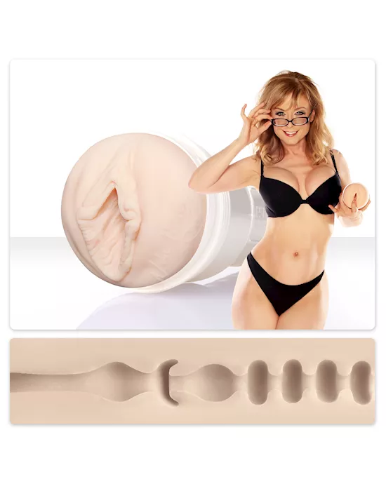 Fleshlight Girls Nina Hartleys Vagina