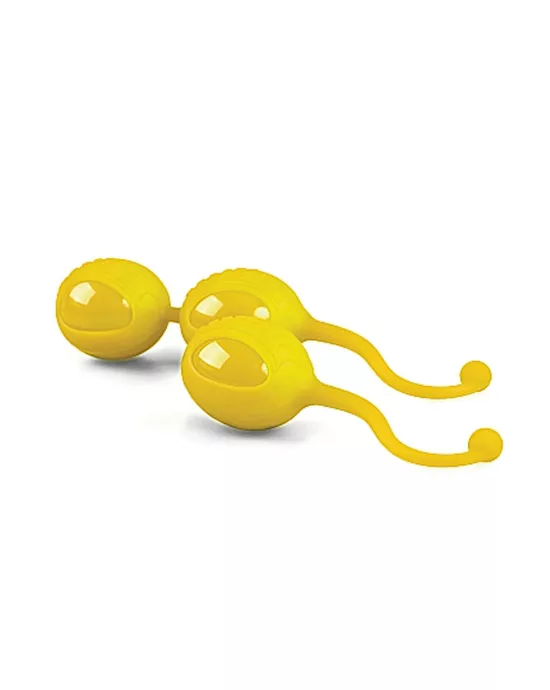 The Dukes Yellow White Package