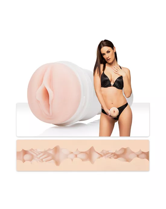Fleshlight Girls Claire Castel Vagina