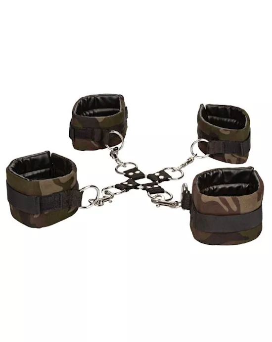 COLT Camo Hog Tie