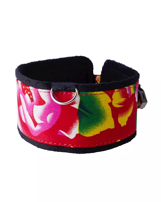 North-east Flower Pattern Collar