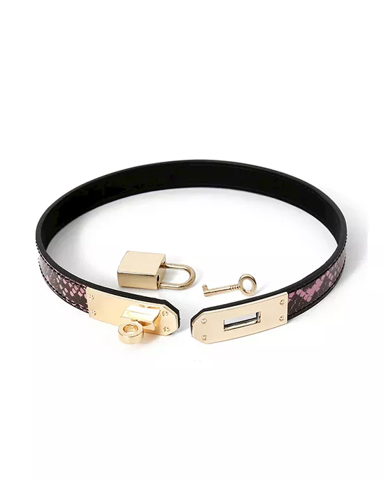 Share Satisfaction Lockable Snake-print Collar
