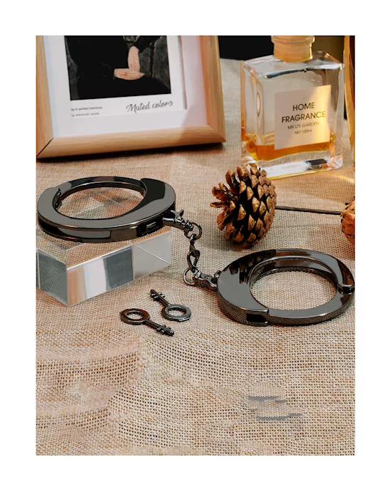 Flying Saucer Handcuffs