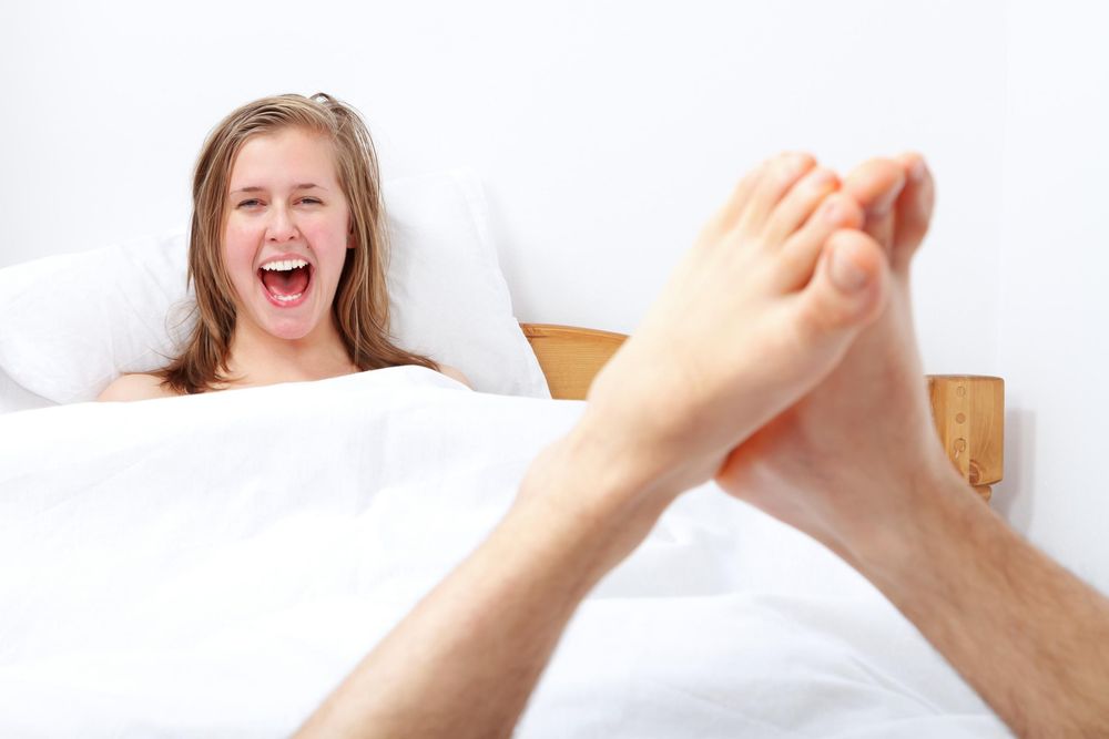 large_receiving_oral_happy_woman.jpg