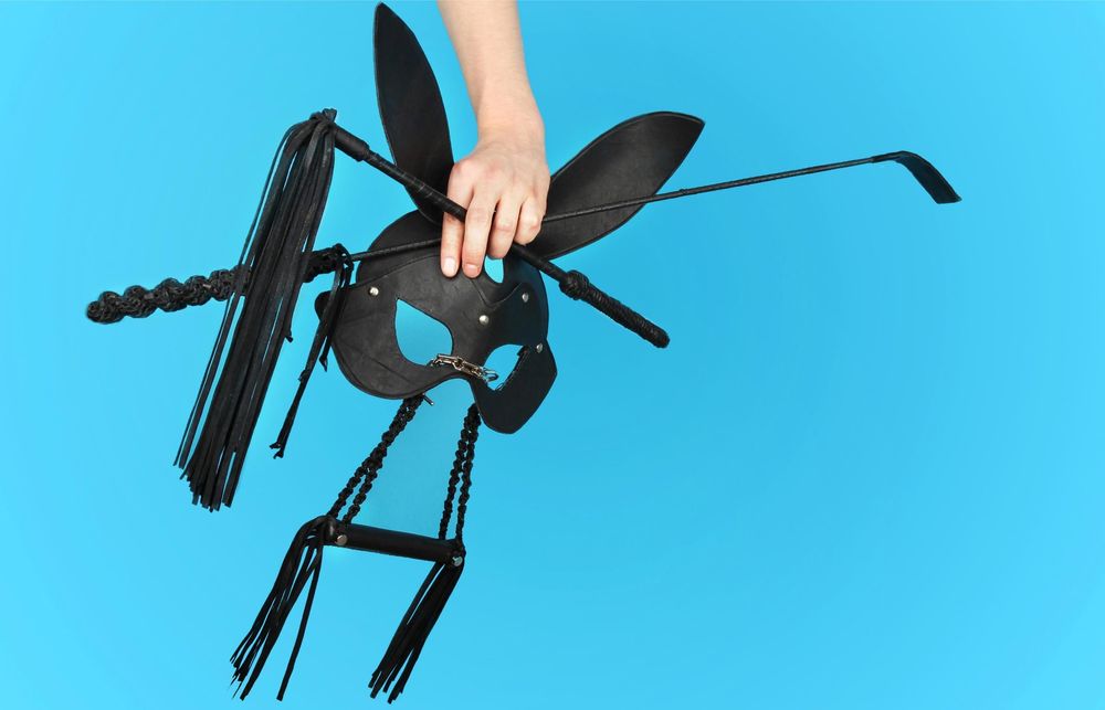 The Ultimate Guide to Bondage Masks (Beginner to Advanced BDSM) 
