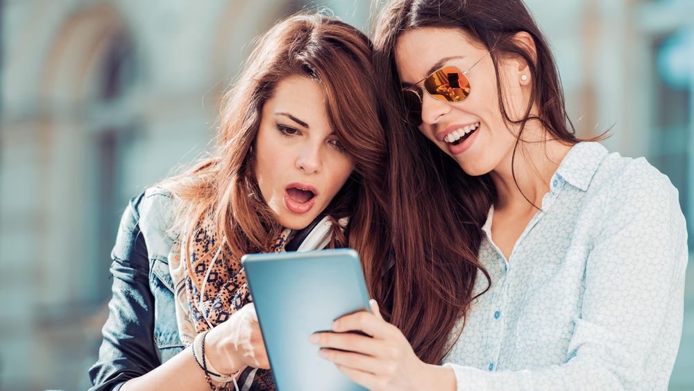 large_two_excited_women.jpg