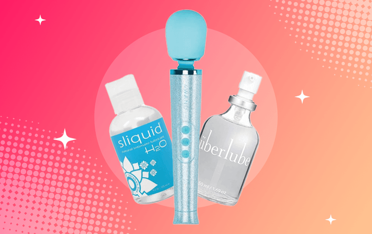 medium_The Top Holiday Essentials for A Super Sexy Christmas - new.png
